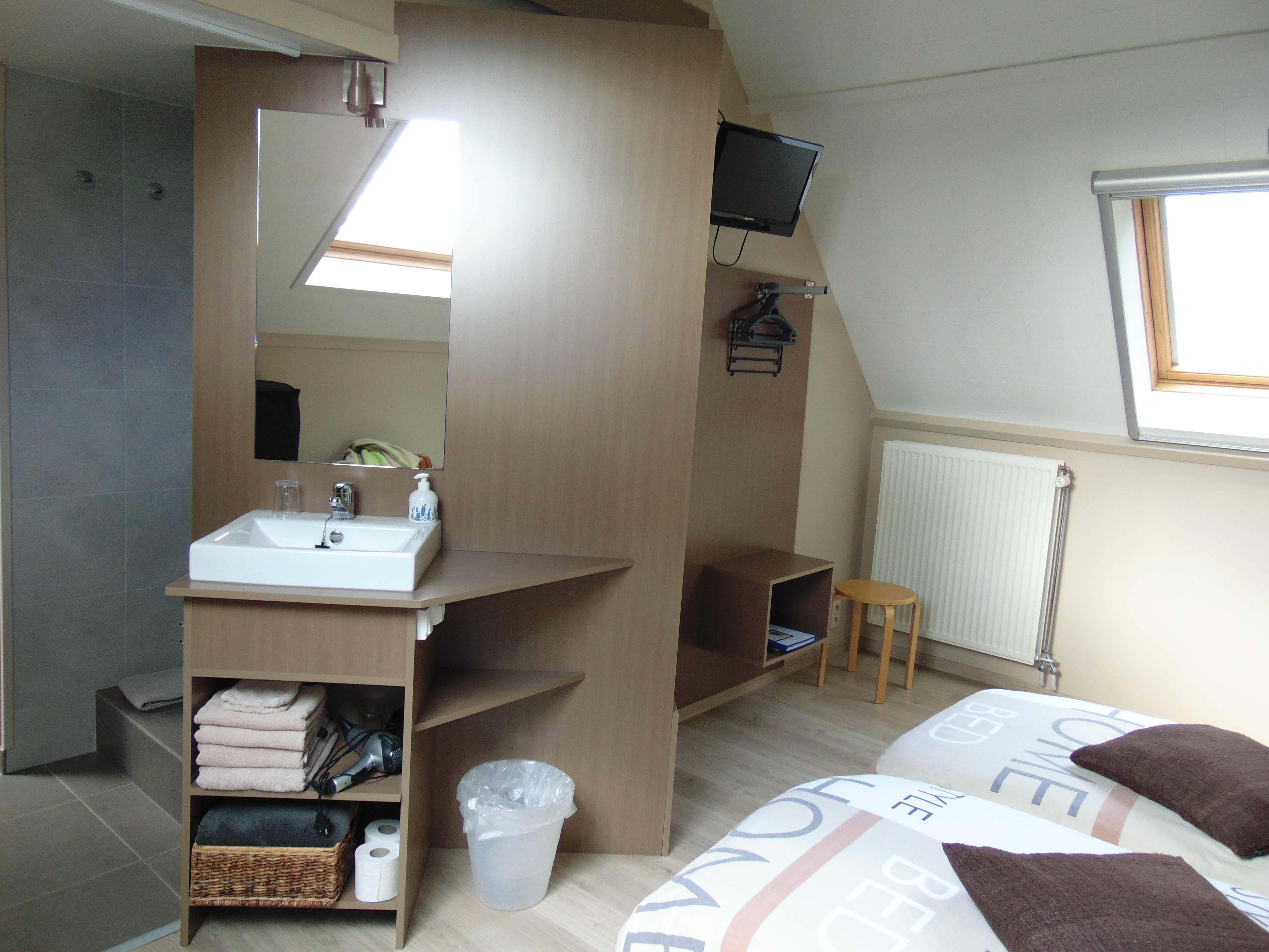 Room 1
